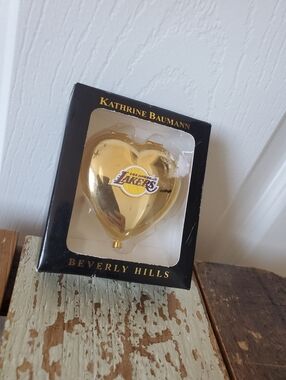 Laker Compact Box